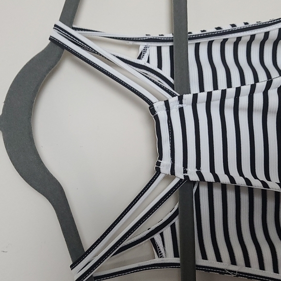 SO black and white striped dress - Picture 6 of 7